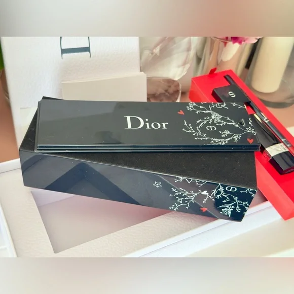 SOLD β Rare Dior Collectible Beauty Box Makeup Gift Set - Picture 10 of 13